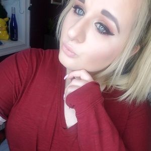 Meet your Posher, Nichole